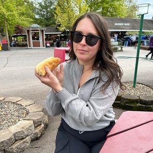 Meet your Posher, Marla